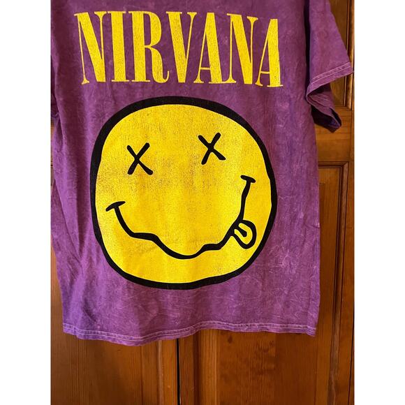 NWOT Nirvana Women's FLAW Inverse Smiley Face T-Shirt Short Sleeve Purple Size L - Picture 4 of 7